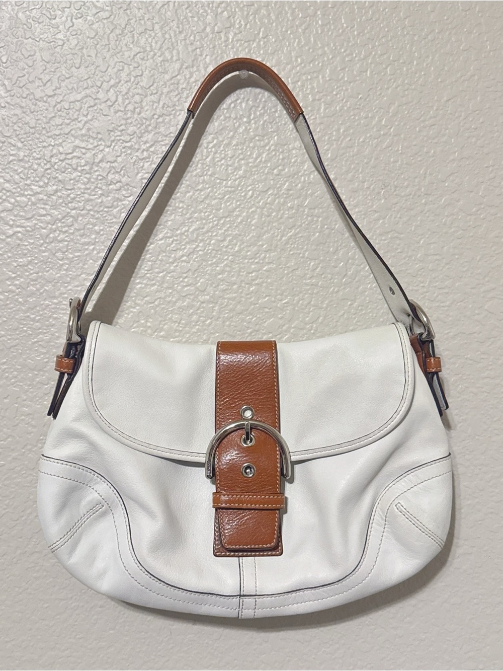 Coach Vintage Soho White/Brown Leather Flap Shoulder Bag 9248